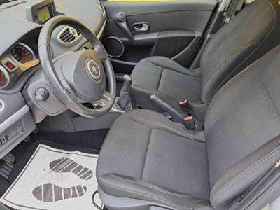 Renault Clio 1.2 16V 5 porte GPL Dynamique (13)