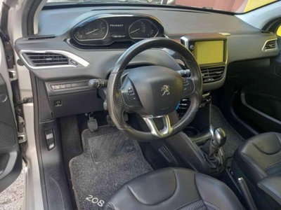 Peugeot 208 VTi 82 CV 3 porte Allure (11)