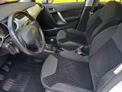 Citroen C3 1.1 Seduction Limited (11)