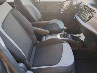 Citroen C4 Picasso 1.6 e-HDi 115 Exclusive (16)