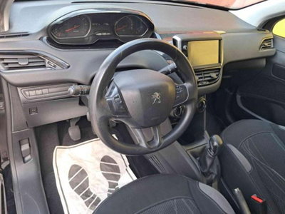Peugeot 208 VTi 82 CV 5 porte Allure (13)
