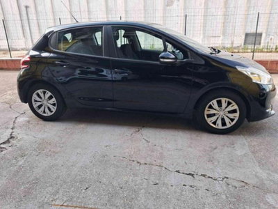 Peugeot 208 VTi 82 CV 5 porte Allure (9)