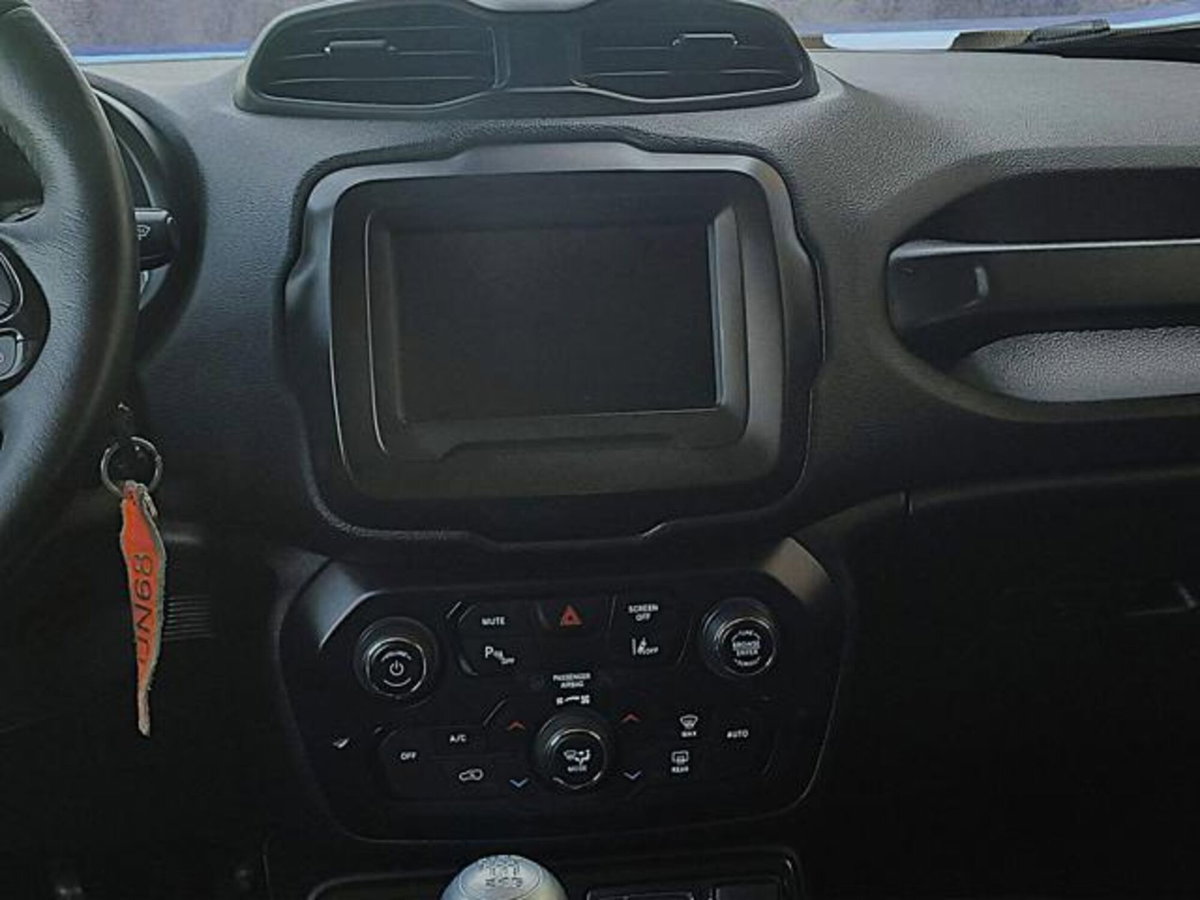 Jeep Renegade 1.0 T3 Night Eagle (11)