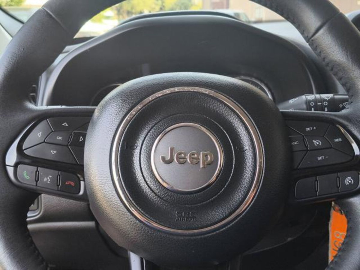 Jeep Renegade 1.0 T3 Night Eagle (9)