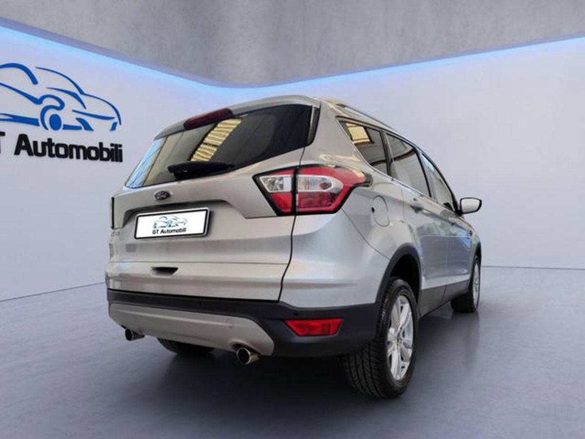 Ford Kuga 1.5 TDCI 120 CV S&S 2WD Plus (6)