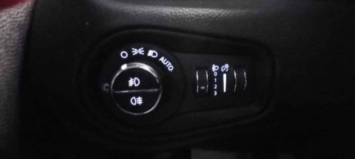 Jeep Renegade 1.5 Turbo T4 MHEV Limited (15)