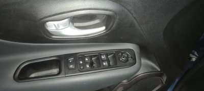 Jeep Renegade 1.5 Turbo T4 MHEV Limited (17)