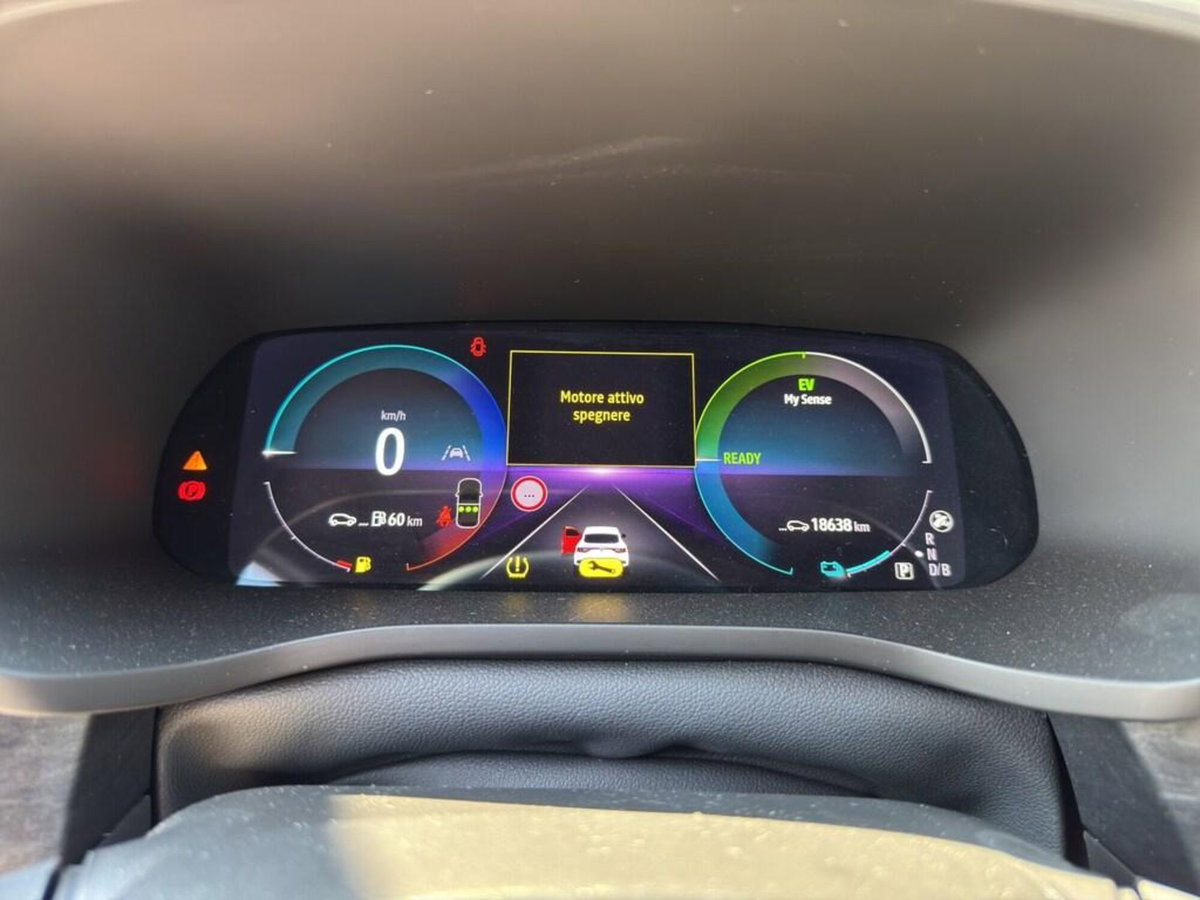 Renault Arkana 1.6 full hybrid Esprit Alpine 145cv (10)