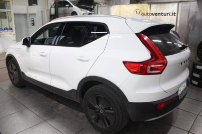 Volvo XC40 T5 Recharge Plug-in Hybrid Inscription Expression (4)