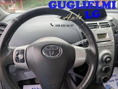 Toyota Yaris 1.3 5 porte Sol (14)
