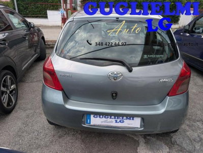 Toyota Yaris 1.3 5 porte Sol (7)