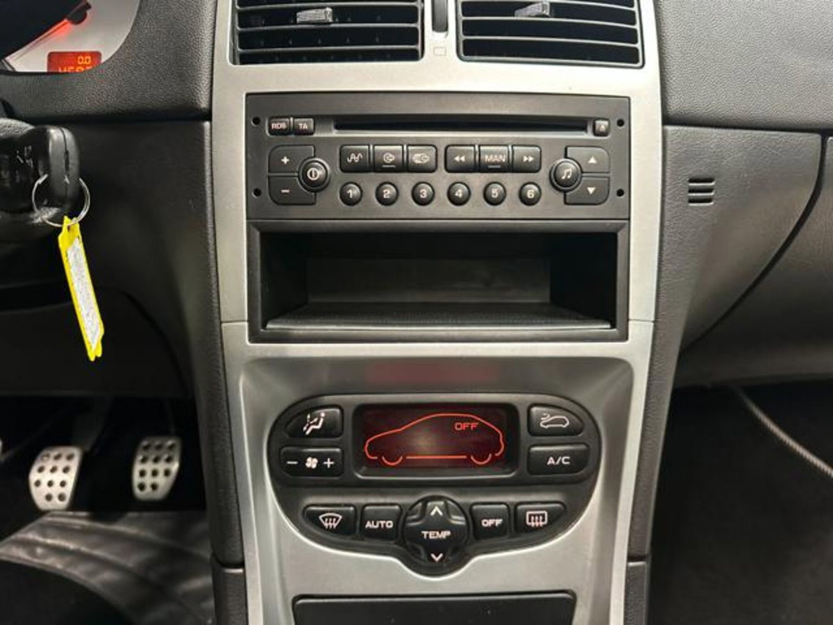 Peugeot 307 Cabrio 16V CC (13)