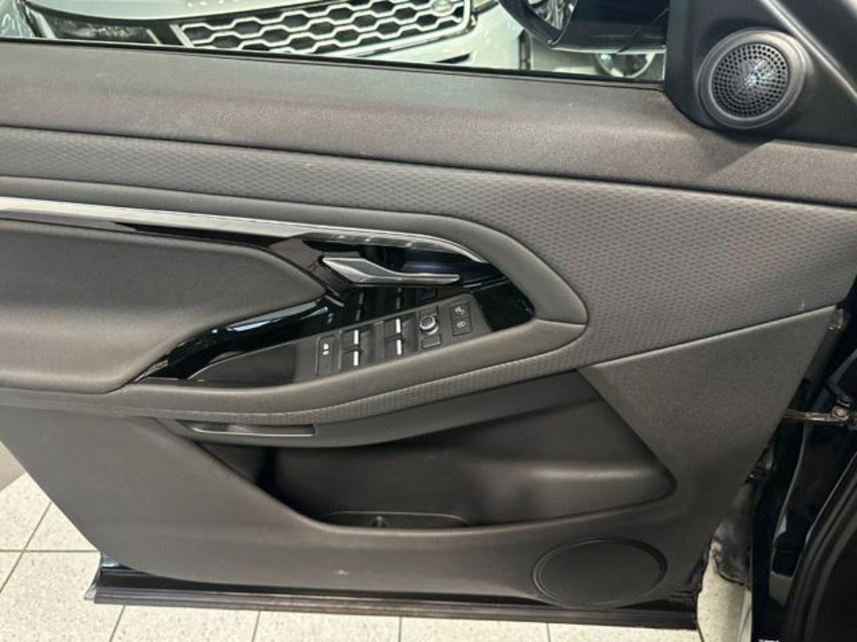 Land Rover Range Rover Evoque 2.0D I4-L.Flw 150 CV (16)
