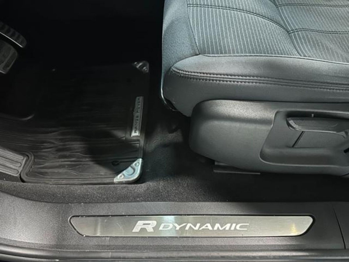 Land Rover Range Rover Evoque 2.0D I4-L.Flw 150 CV (18)