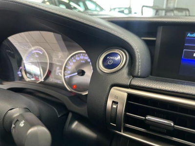 Lexus IS Hybrid Executive (18)