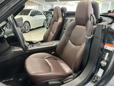 Mazda MX-5 Roadster Coupé 1.8L Fire (8)