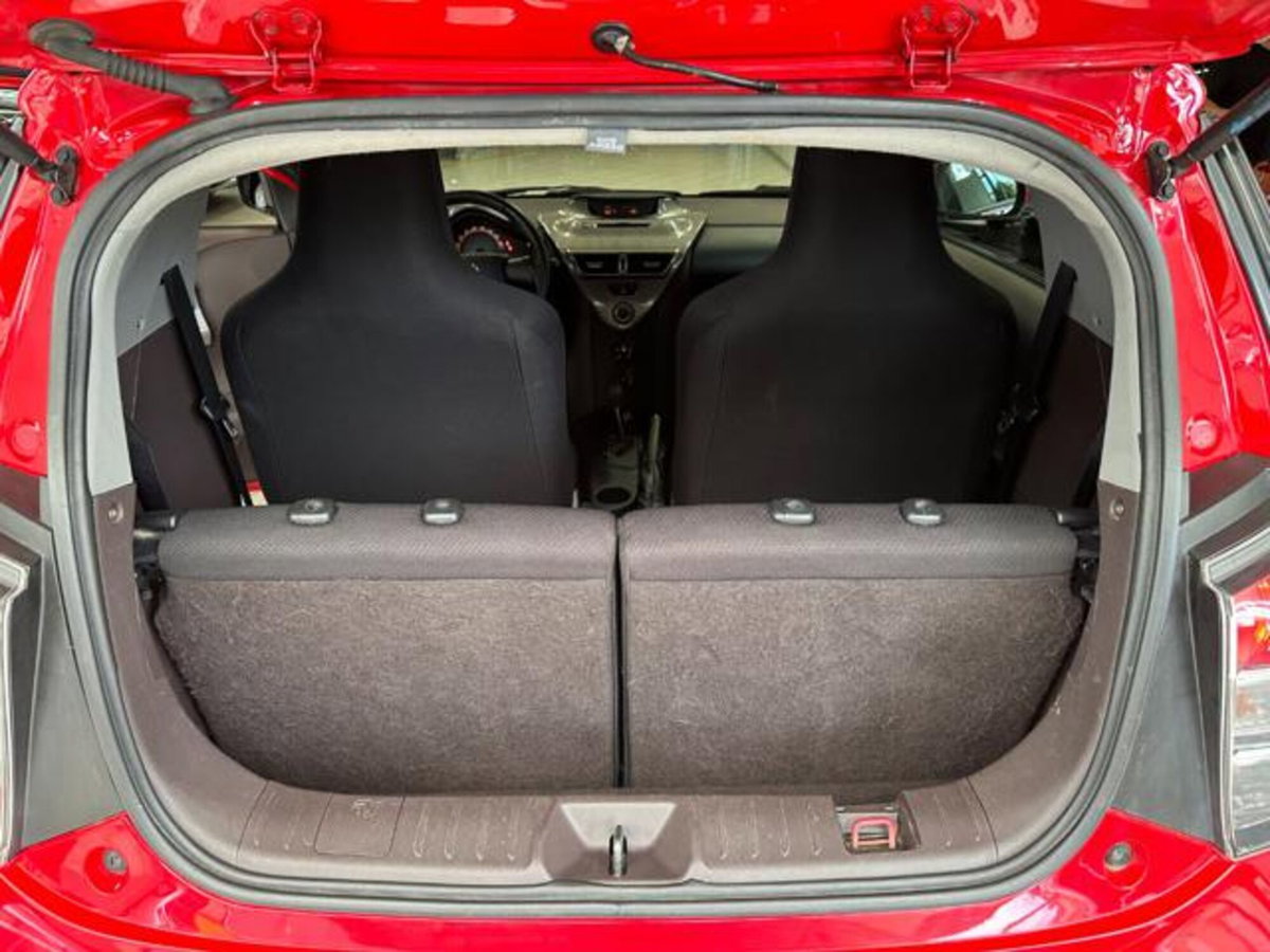 Toyota iQ 1.0 Multidrive (15)