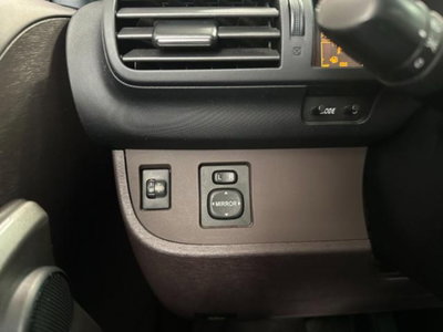 Toyota iQ 1.0 Multidrive (17)