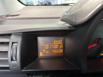 Toyota iQ 1.0 Multidrive (8)