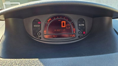 Renault Modus 1.2 16V TCE Dynamique (9)