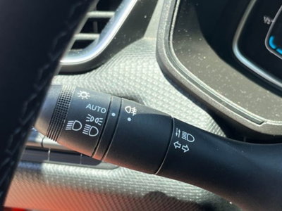 Renault Clio Full Hybrid E-Tech 145 CV 5 porte Equilibre (14)