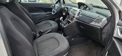 Lancia Ypsilon 1.4 Oro Ecochic GPL (6)