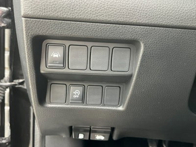 Nissan Qashqai 1.5 dCi 115 CV DCT N-Connecta (13)