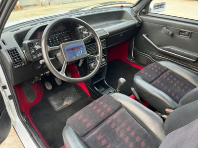 Fiat Uno turbo i.e. 3 porte (12)