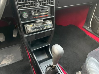 Fiat Uno turbo i.e. 3 porte (14)