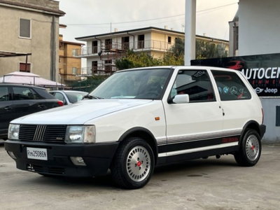 Fiat Uno turbo i.e. 3 porte (4)