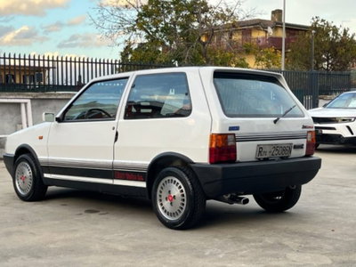 Fiat Uno turbo i.e. 3 porte (5)