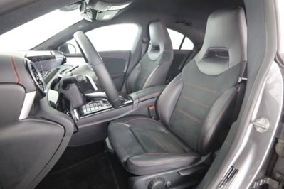 Mercedes-Benz CLA 180 d Automatic Premium (2)