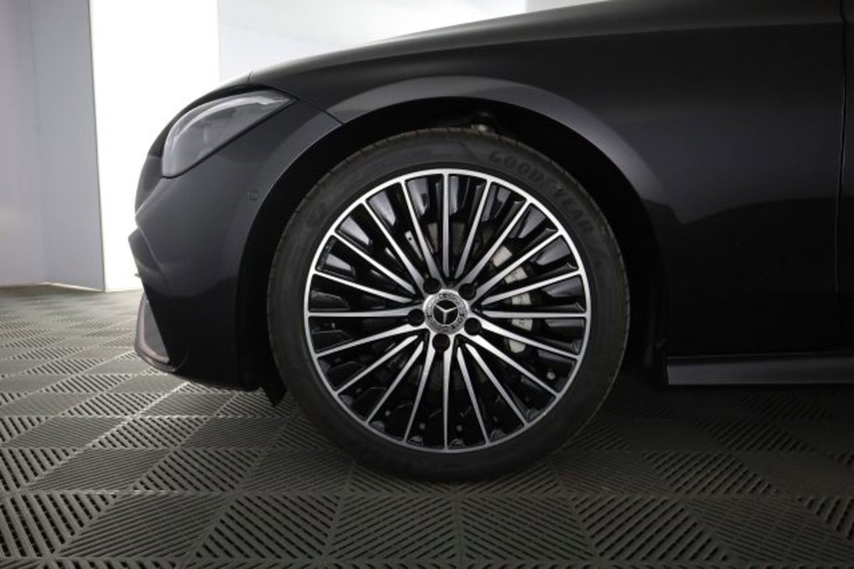 Mercedes-Benz CLE Cabrio 200 AMG Line Premium auto (8)