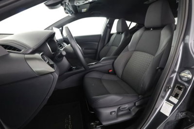 Toyota Toyota C-HR 2.0 Hybrid E-CVT Lounge (2)