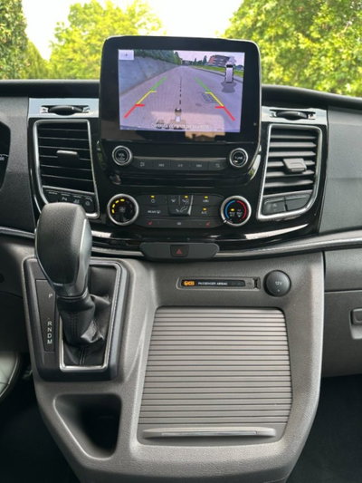 Ford Tourneo Custom 320 2.0 EcoBlue 150CV PL Titanium (14)