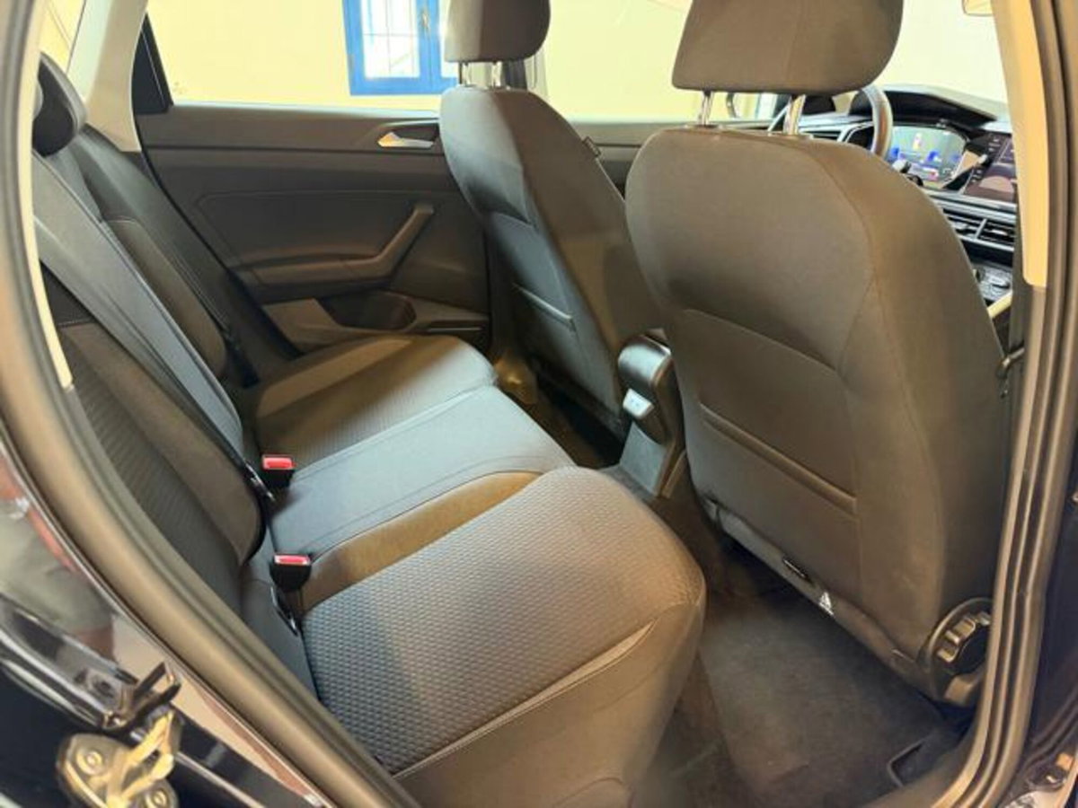 Volkswagen Polo 1.0 Life 80cv (13)