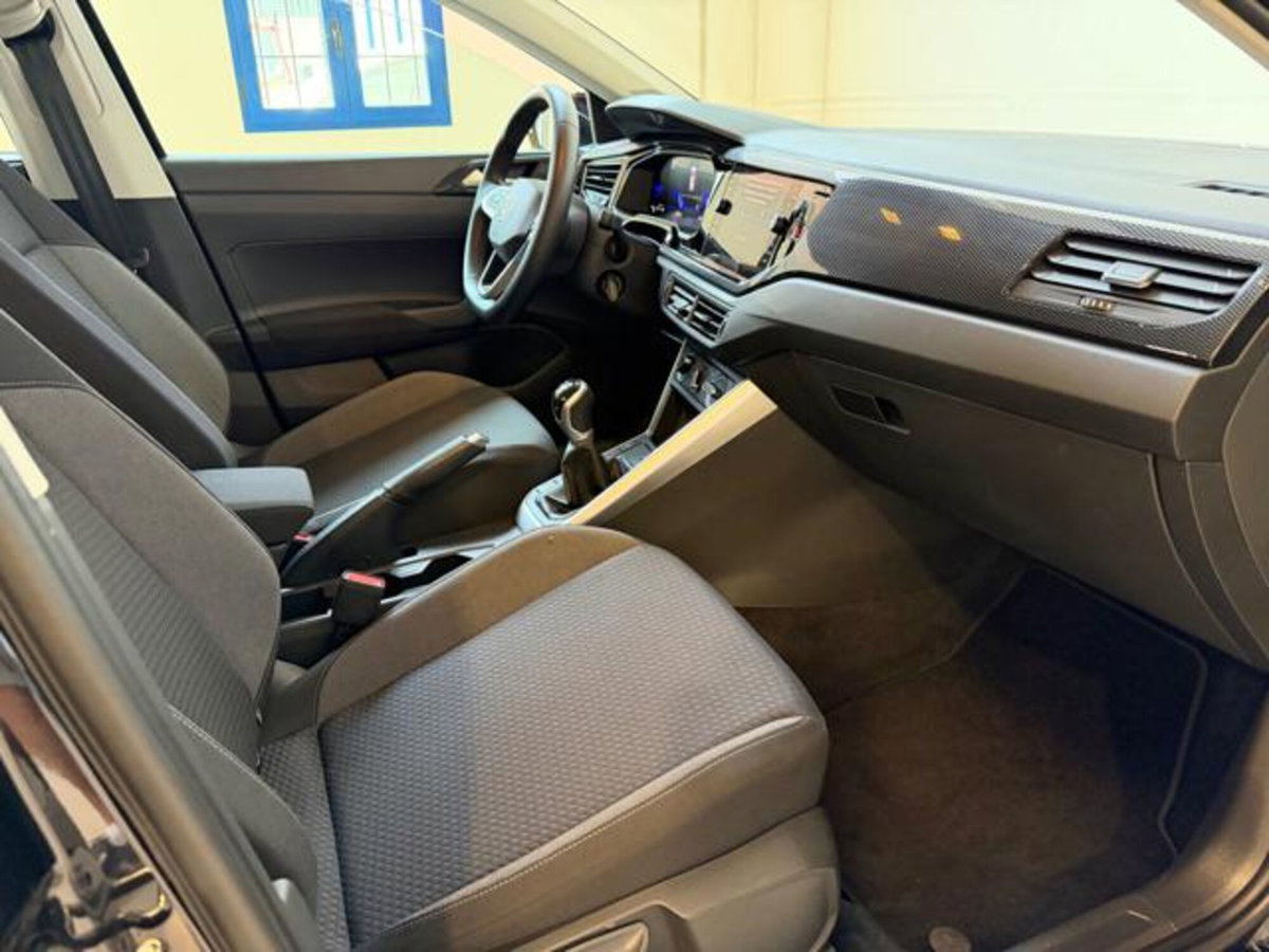 Volkswagen Polo 1.0 Life 80cv (14)