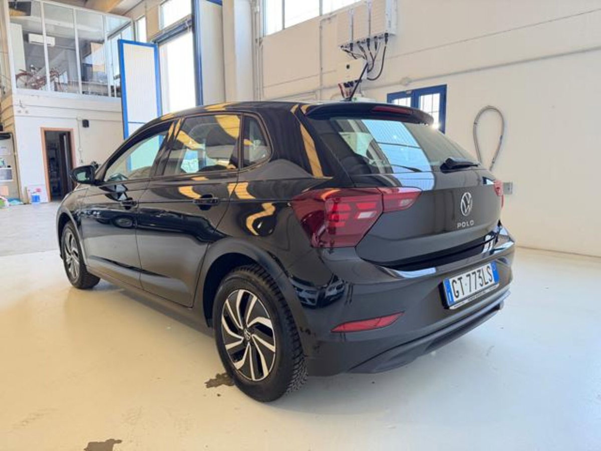 Volkswagen Polo 1.0 Life 80cv (3)