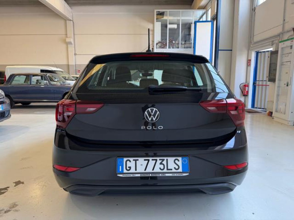 Volkswagen Polo 1.0 Life 80cv (4)