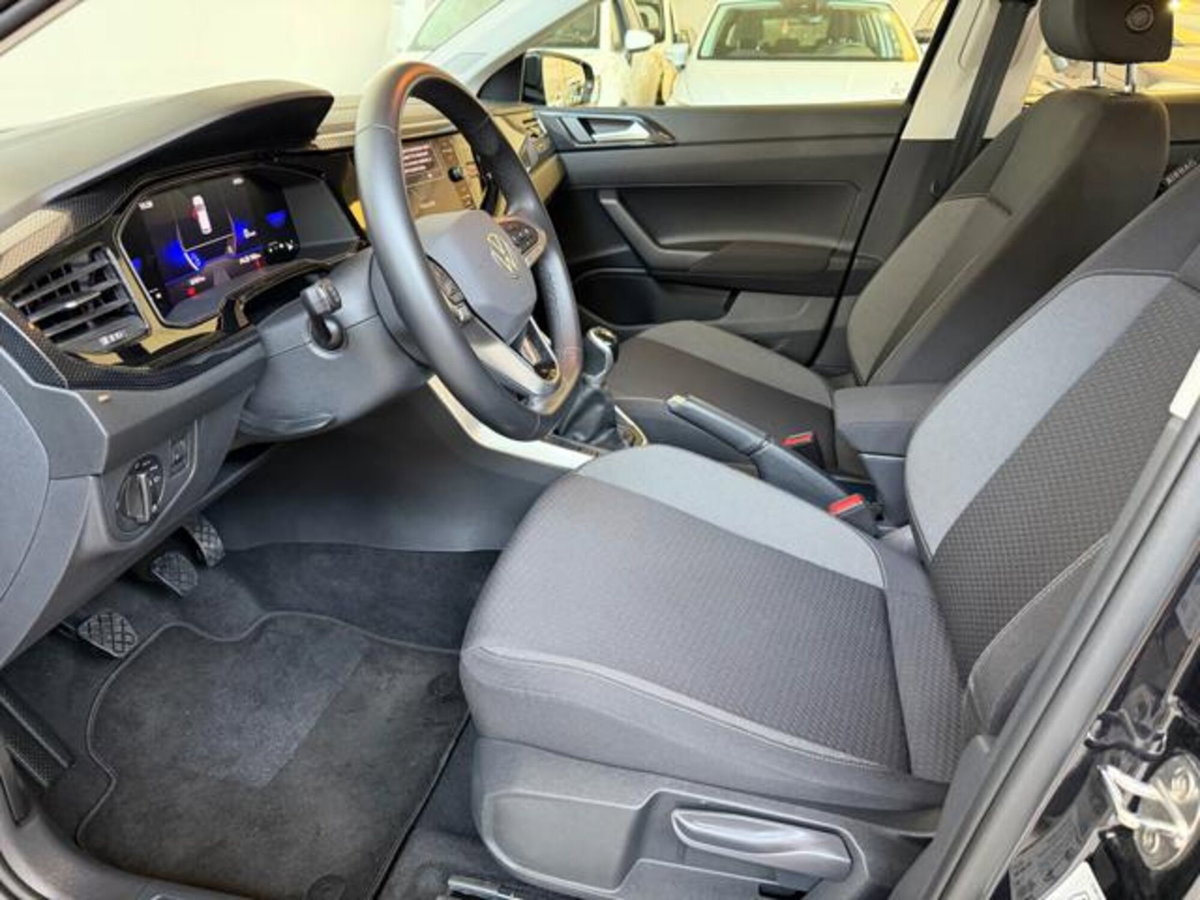 Volkswagen Polo 1.0 Life 80cv (9)