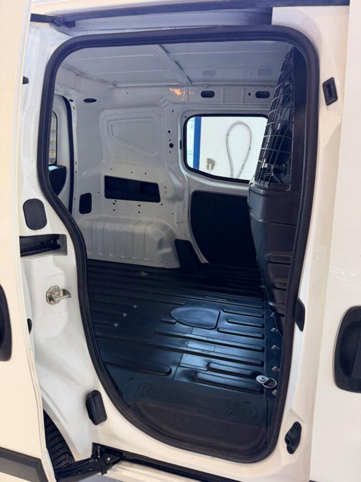 Fiat Fiorino combi N1 1.3 mjt 95cv Adventure (12)