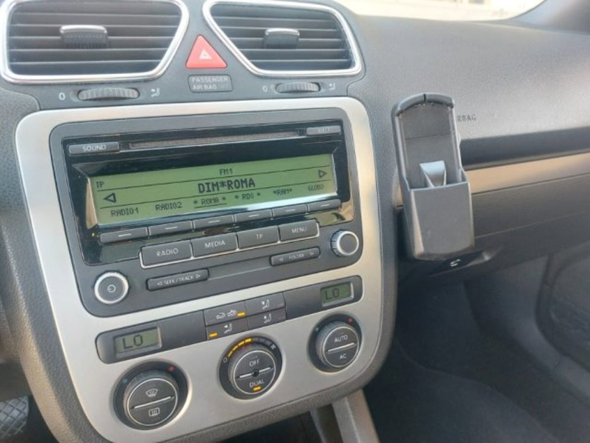 Volkswagen Eos 16V TSI BlueMotion Technology (16)