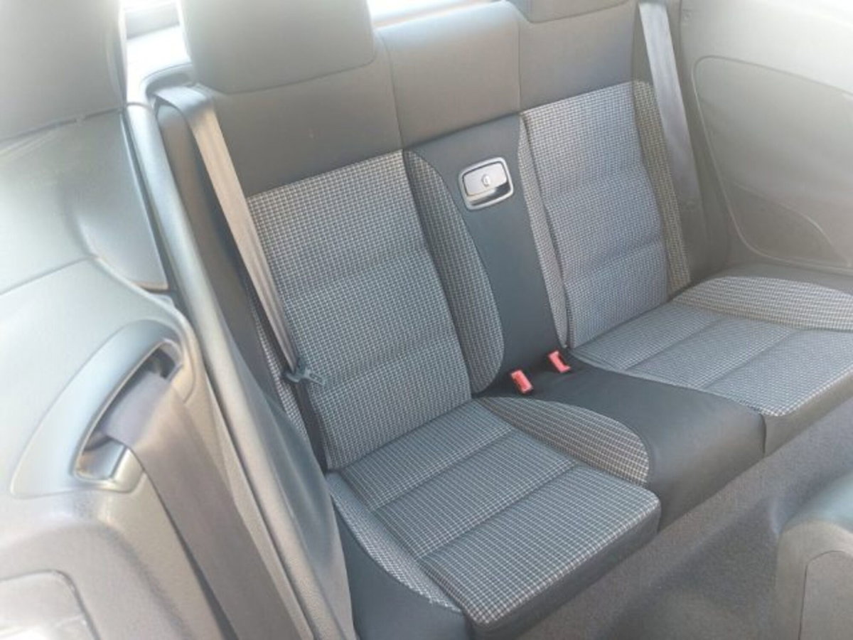 Volkswagen Eos 16V TSI BlueMotion Technology (19)