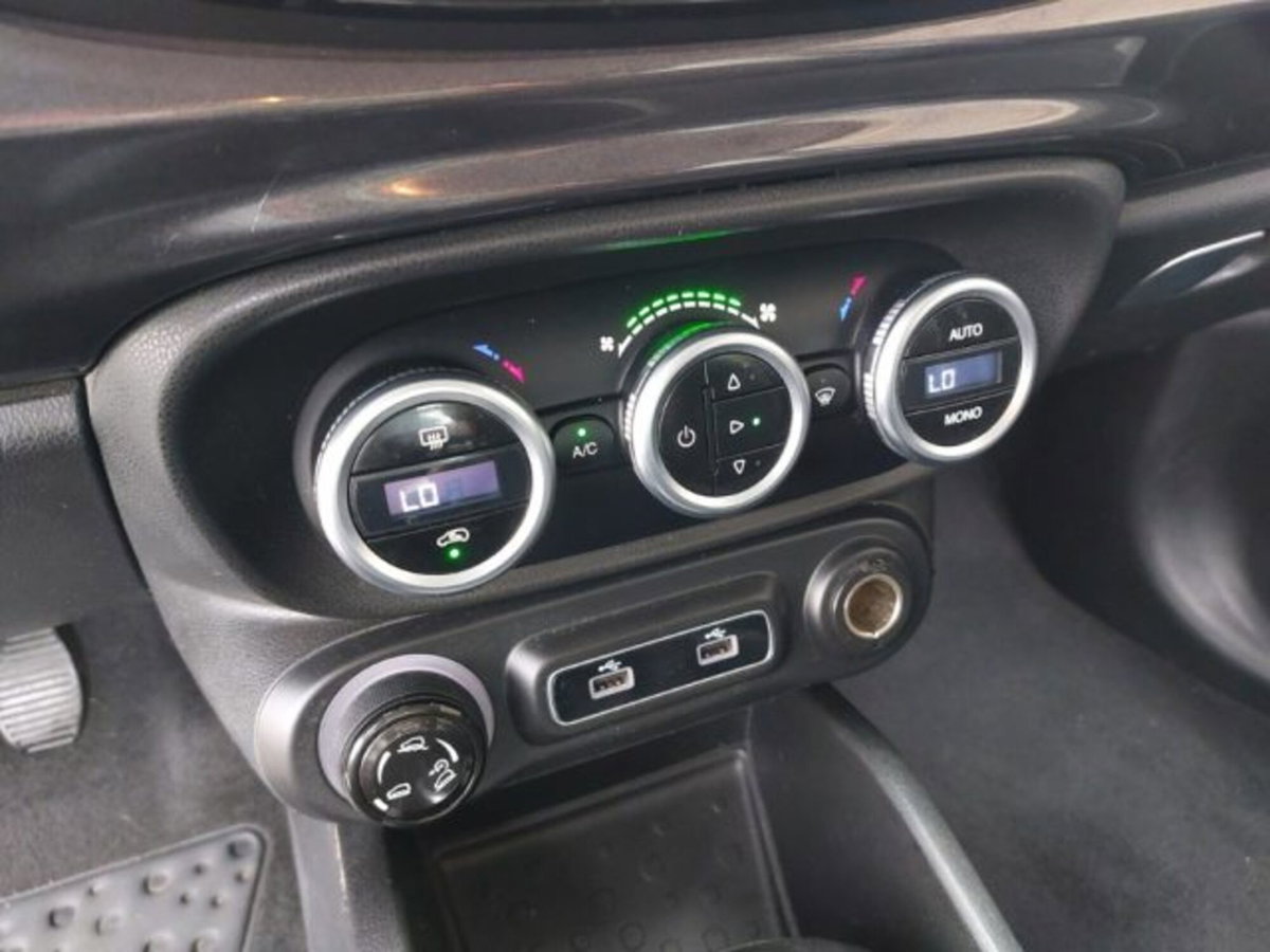 Fiat 500L 1.3 Multijet 95 CV (12)