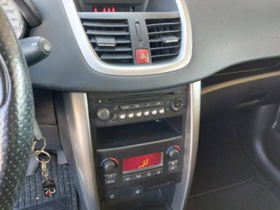 Peugeot 207 VTi 95CV 3p. Energie (12)