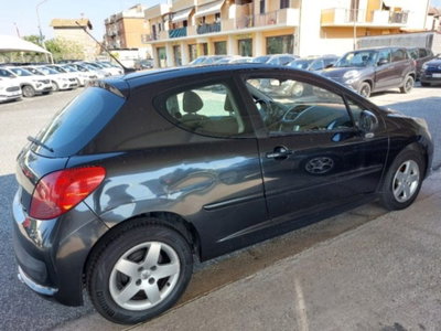 Peugeot 207 VTi 95CV 3p. Energie (5)