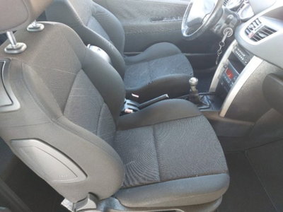 Peugeot 207 VTi 95CV 3p. Energie (6)