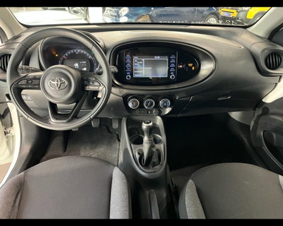 Toyota Aygo X 1.0 VVT-i 72 CV 5 porte Limited Air (12)