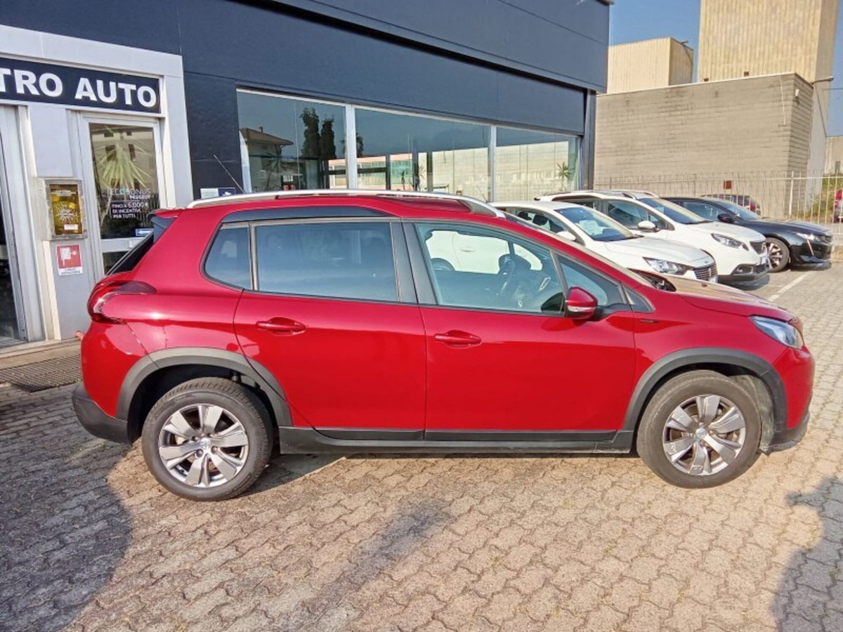 Peugeot 2008 Turbo 110 S&S Signature (2)