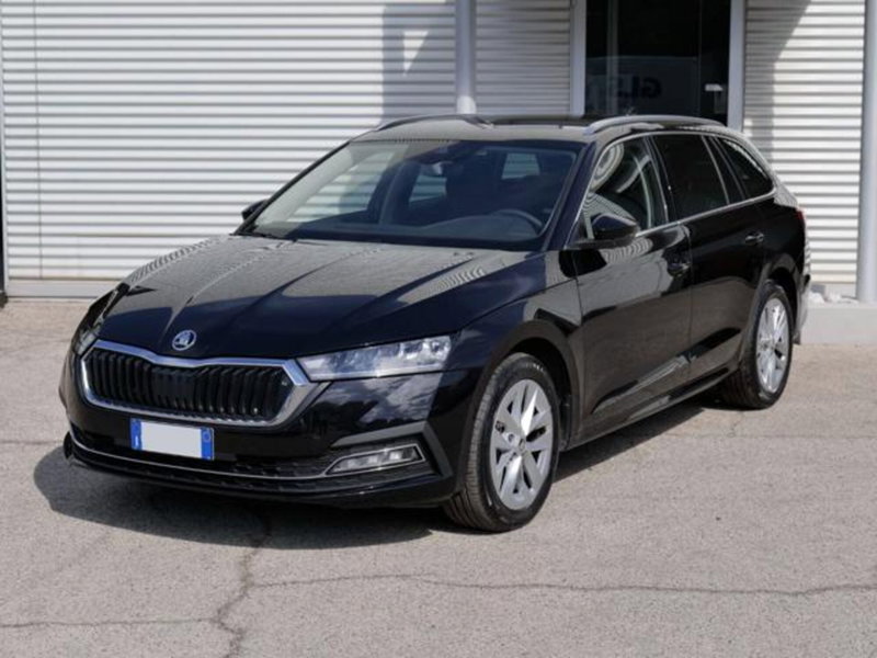 Skoda Octavia Station Wagon 2.0 TDI EVO SCR 150 CV DSG 4x4 Wagon Style